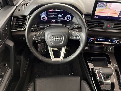 Used 2023 Audi Q5 2.0T Premium Plus w/ Premium Plus Package AWD/4WD image 13