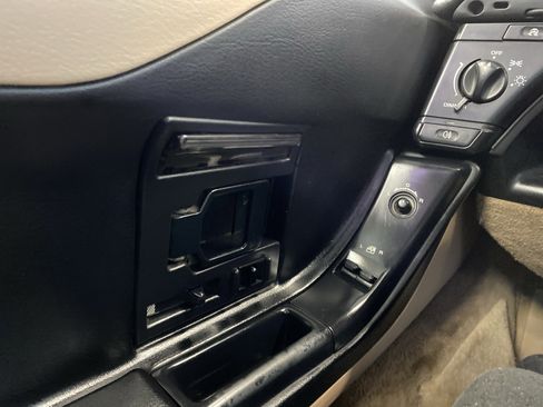 Used 1994 Chevrolet Corvette image 17