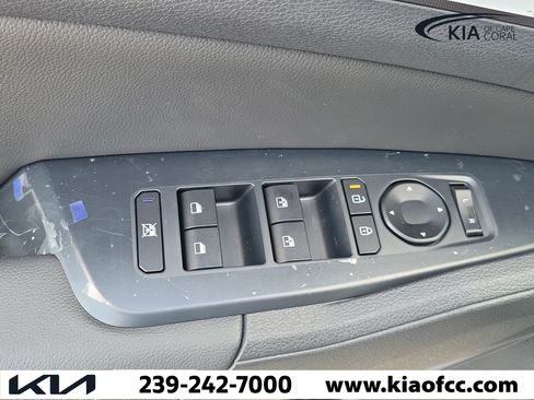 New 2027 Kia Sportage EX FWD image 24