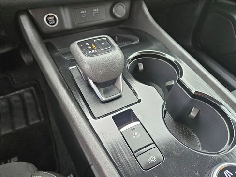 Used 2023 Nissan Rogue S image 28