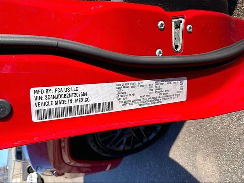 Used 2022 Jeep Compass Limited image 28