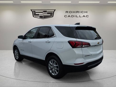 Used 2022 Chevrolet Equinox LT image 3