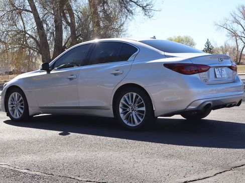 Used 2018 INFINITI Q50 Luxe w/ Essential Package (3.0T Luxe) image 7