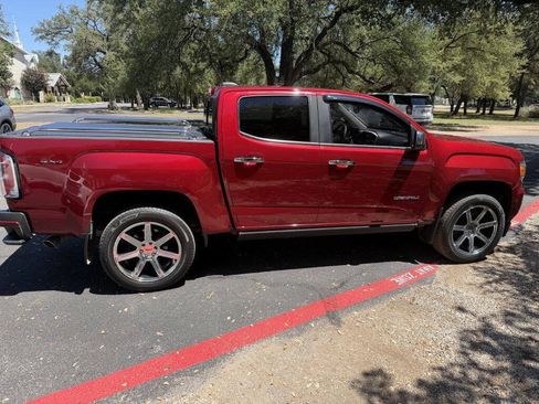 Used 2018 GMC Canyon Denali AWD/4WD image 6