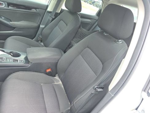 Certified 2024 Honda Civic EX image 10