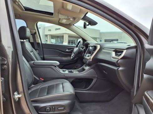 Used 2020 GMC Acadia Denali w/ LPO, Floor Liner Package AWD/4WD image 34