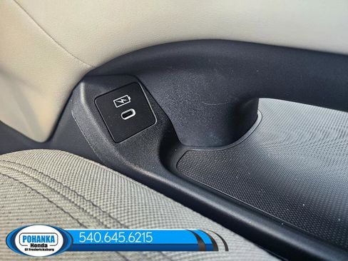 New 2026 Honda HR-V LX image 40