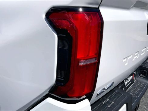 Used 2026 Toyota Tacoma SR5 image 25