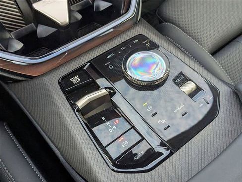 Certified 2025 BMW X3 xDrive30i w/ Convenience Package image 13