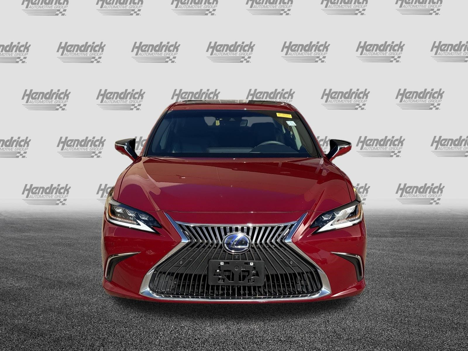 Used 2021 Lexus ES 300h w/ Accessory Package 2 FWD image 3