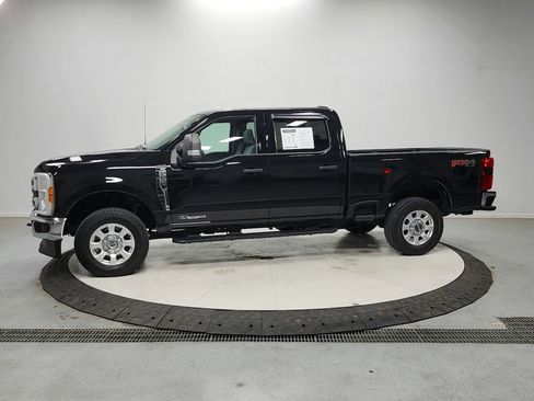 Used 2023 Ford F250 XLT w/ 360-Degree Camera Package AWD/4WD image 4