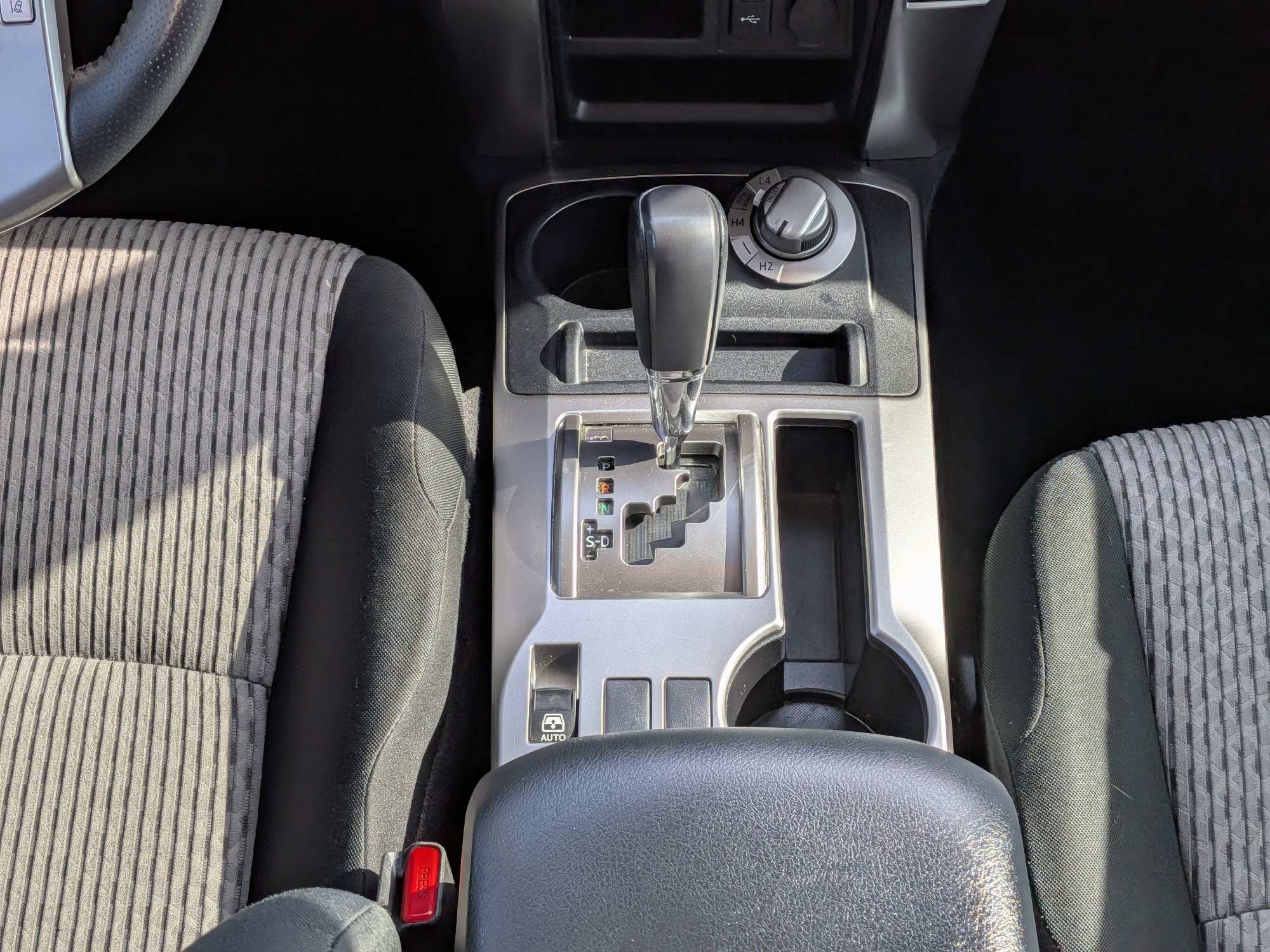 Used 2024 Toyota 4Runner SR5 AWD/4WD image 20