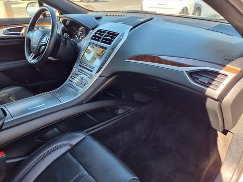 Used 2018 Lincoln MKZ Reserve w/ Technology Package image 16