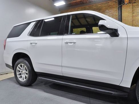 Used 2022 Chevrolet Tahoe 4WD w/ Remote Keyless Entry Package image 9