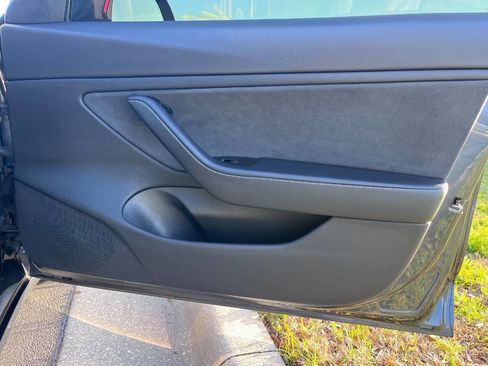 Used 2020 Tesla Model 3 Long Range image 33