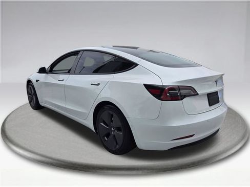 Used 2021 Tesla Model 3 Standard Range Plus RWD image 14