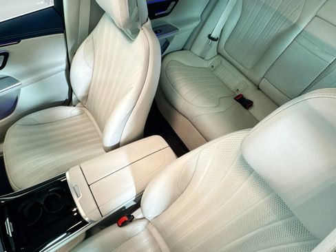 Certified 2023 Mercedes-Benz EQE 500 4MATIC SUV image 20