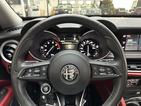 Used 2021 Alfa Romeo Stelvio Ti w/ Active Assist 2 Package TI image 20