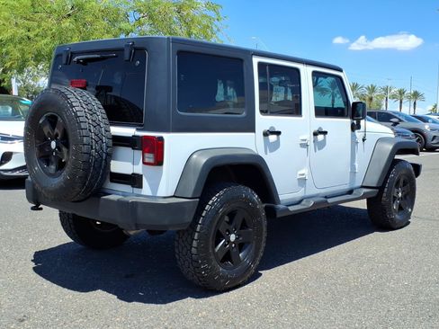 Used 2016 Jeep Wrangler Unlimited Sport w/ Quick Order Package 24S AWD/4WD image 7