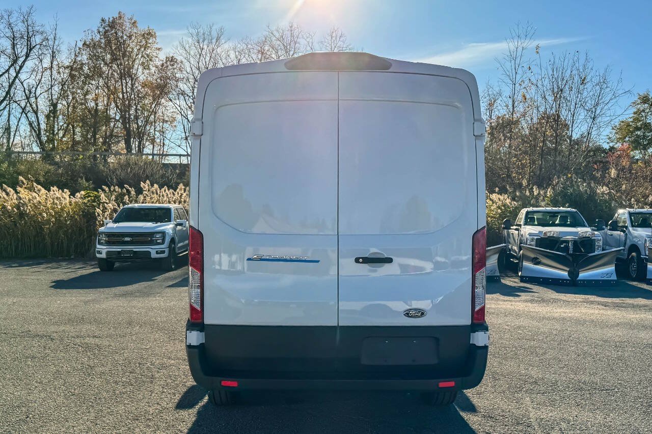 Used 2023 Ford E-Transit Medium Roof RWD image 4