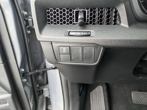 Used 2025 Honda CR-V EX image 32