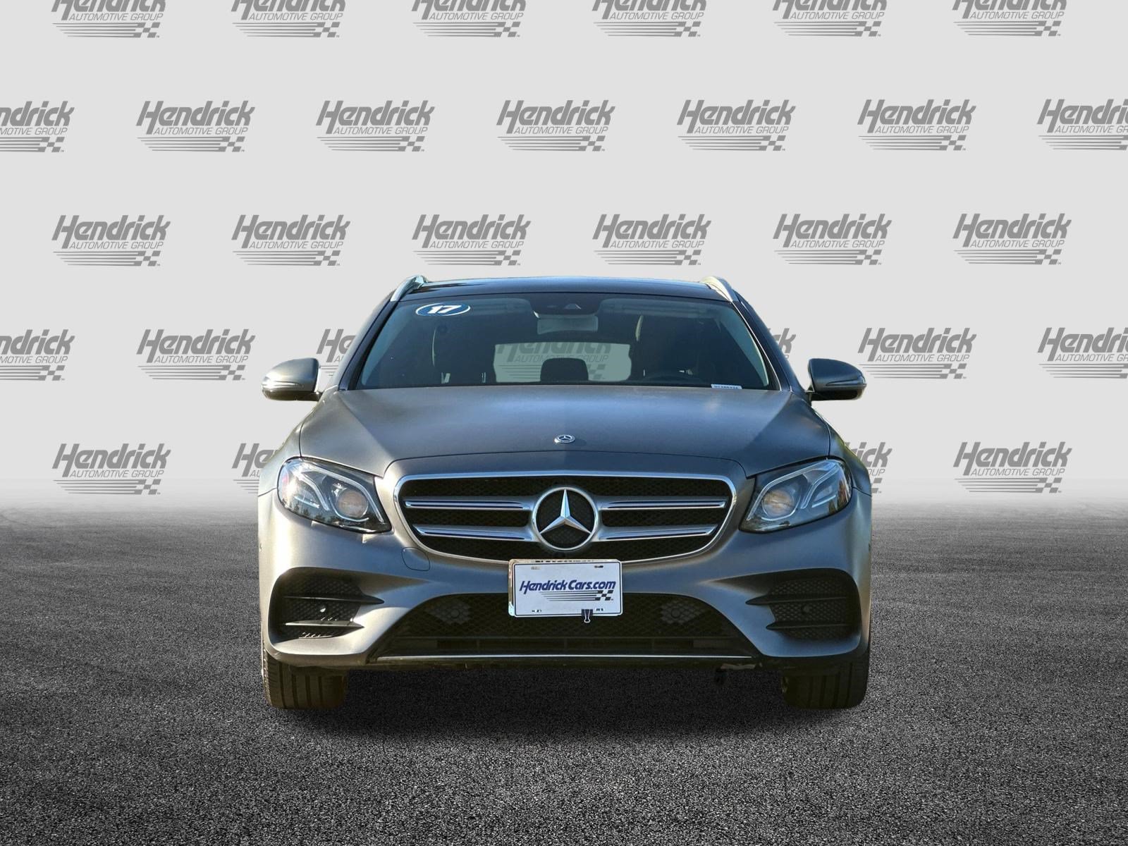 Used 2017 Mercedes-Benz E 400 4MATIC Wagon image 10