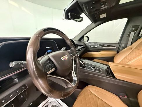 Used 2021 Cadillac Escalade Sport w/ Driver Assist Tech Package AWD/4WD image 7