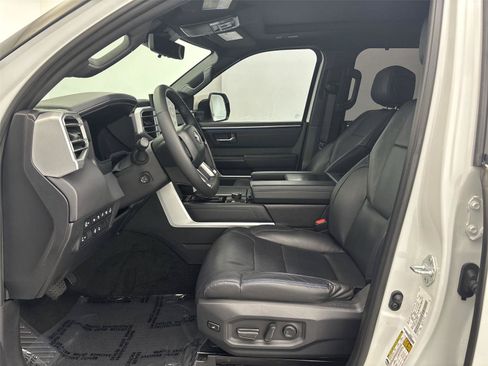 Used 2023 Toyota Tundra Platinum AWD/4WD image 13