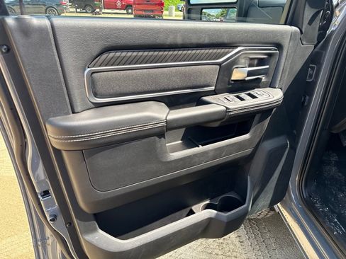 New 2026 RAM 2500 Big Horn AWD/4WD image 16