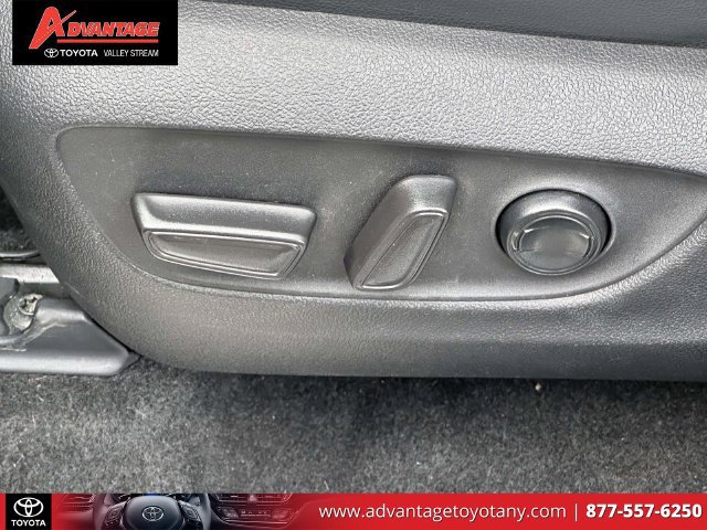 Used 2024 Toyota Highlander Platinum AWD/4WD image 23