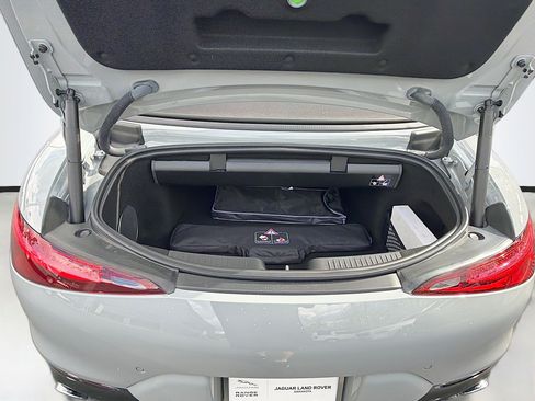 Used 2023 Mercedes-Benz SL 43 AMG AMG SL 43 image 12