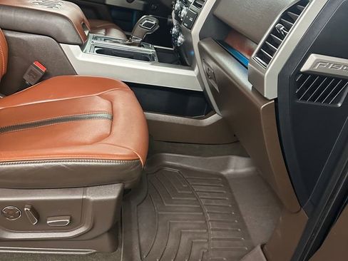 Used 2018 Ford F150 King Ranch w/ Equipment Group 601A Luxury image 41