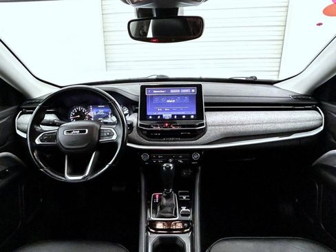Certified 2022 Jeep Compass Latitude AWD/4WD image 13