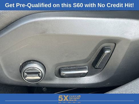 Used 2024 Volvo S60 B5 Core image 19