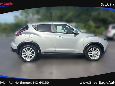 Used 2015 Nissan Juke SV w/ Technology Package FWD image 6