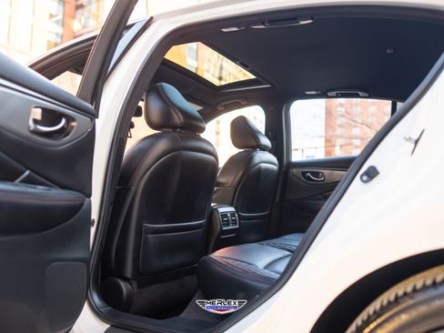 Used 2018 INFINITI Q50 Red Sport 400 w/ Proactive Package image 21