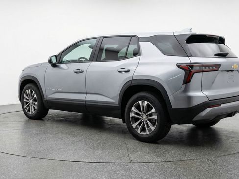 Used 2025 Chevrolet Equinox LT image 6