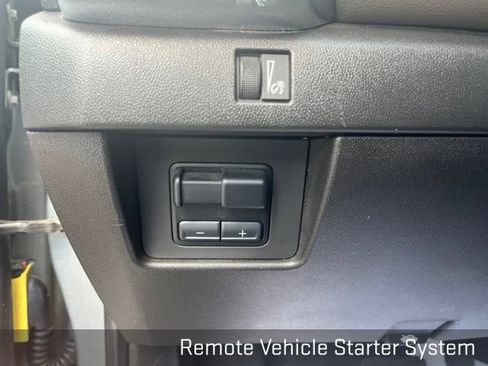 Used 2023 GMC Sierra 1500 AT4 w/ Technology Package AWD/4WD image 27