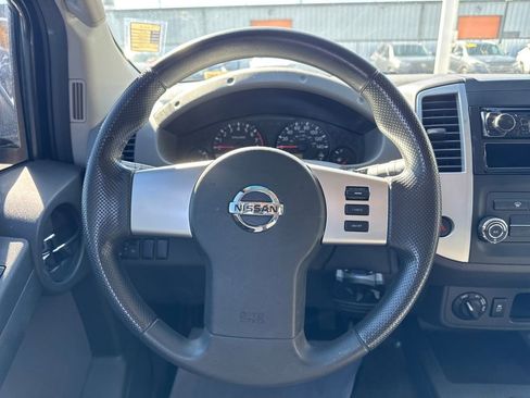 Used 2013 Nissan Xterra S image 14