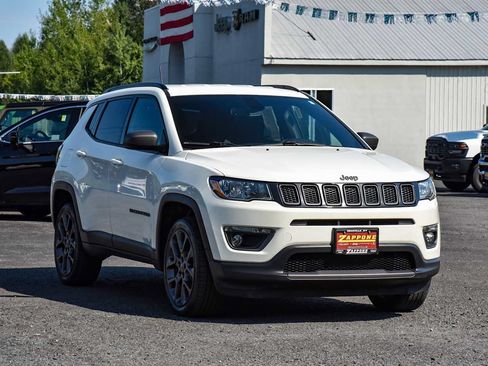 Certified 2021 Jeep Compass Latitude AWD/4WD image 1