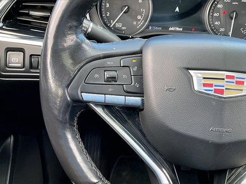 Used 2022 Cadillac XT6 Premium Luxury w/ Technology Package image 20