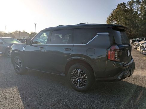 New 2026 Nissan Armada SL w/ Captain's Chari Seat Package RWD image 6