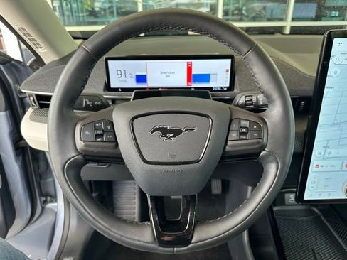 Used 2022 Ford Mustang Mach-E Premium image 22