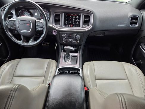 Used 2019 Dodge Charger Scat Pack RWD image 18