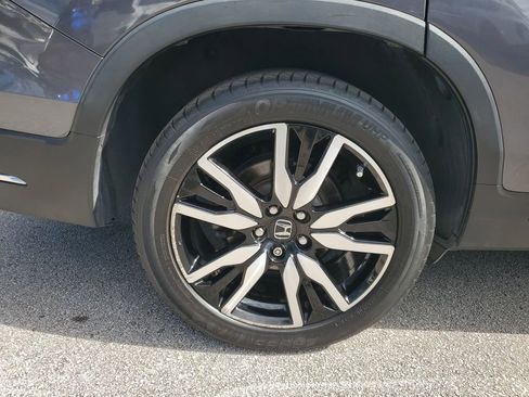 Used 2019 Honda Pilot Touring image 7