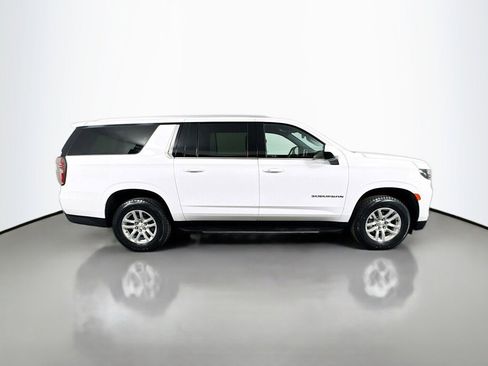 Used 2024 Chevrolet Suburban LT AWD/4WD image 6