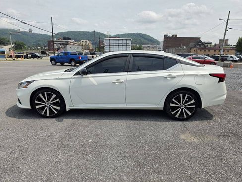 Used 2021 Nissan Altima 2.5 SR w/ SR Premium Package AWD/4WD image 5