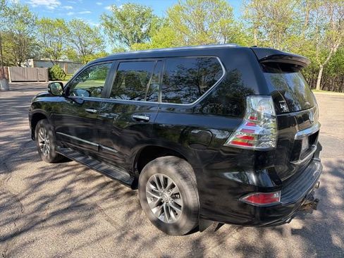 Used 2018 Lexus GX 460 Luxury w/ Preferred Accessory Package AWD/4WD image 19