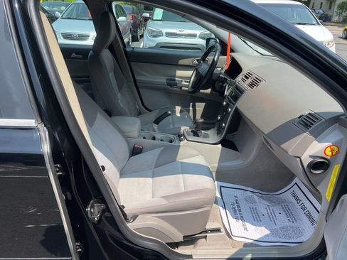 Used 2005 Volvo S40 2.4i image 11
