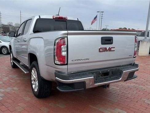 Used 2016 GMC Canyon SLT w/ Driver Alert Package image 9